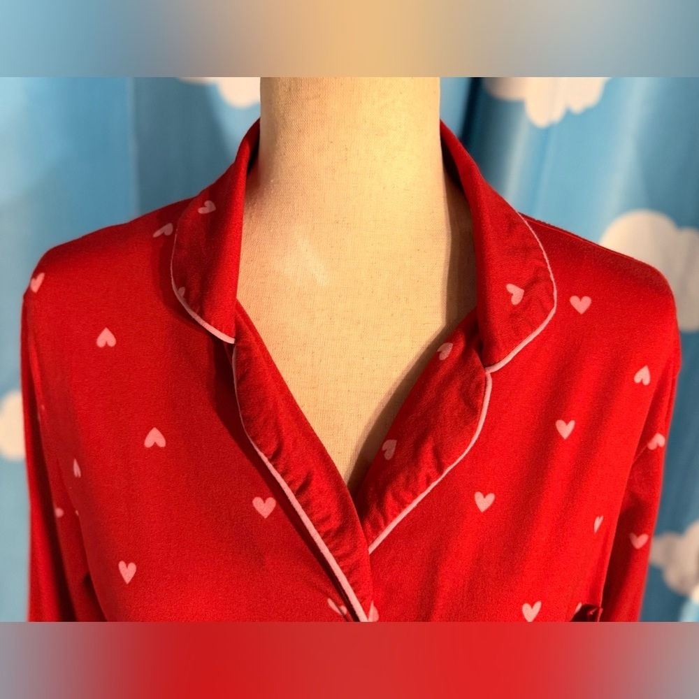 Laura Ashley hearts valentine pajama shirt, nightgown, sleepwear. S-M - Picture 6 of 7